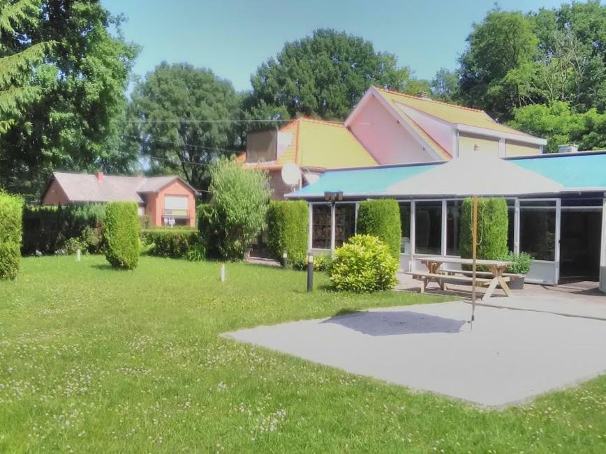 De Bron Villa Beringen Exterior foto